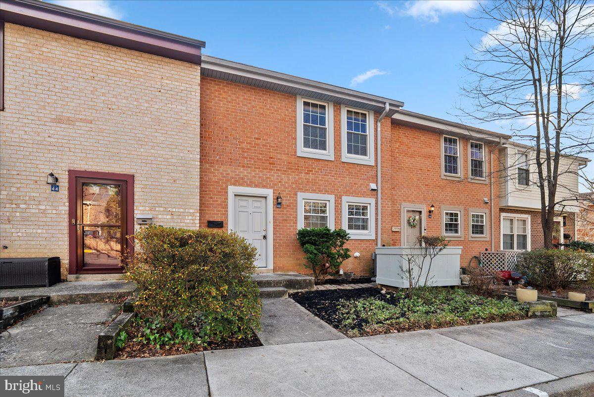 RESTON - Residential Lease