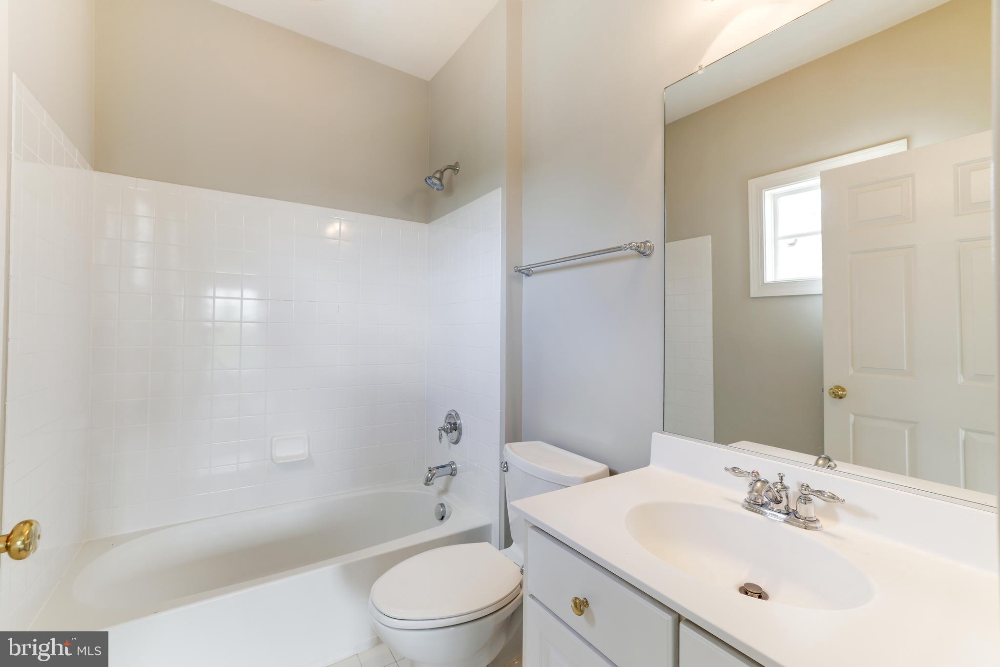 LANSDOWNE/COTON COMMONS - Residential