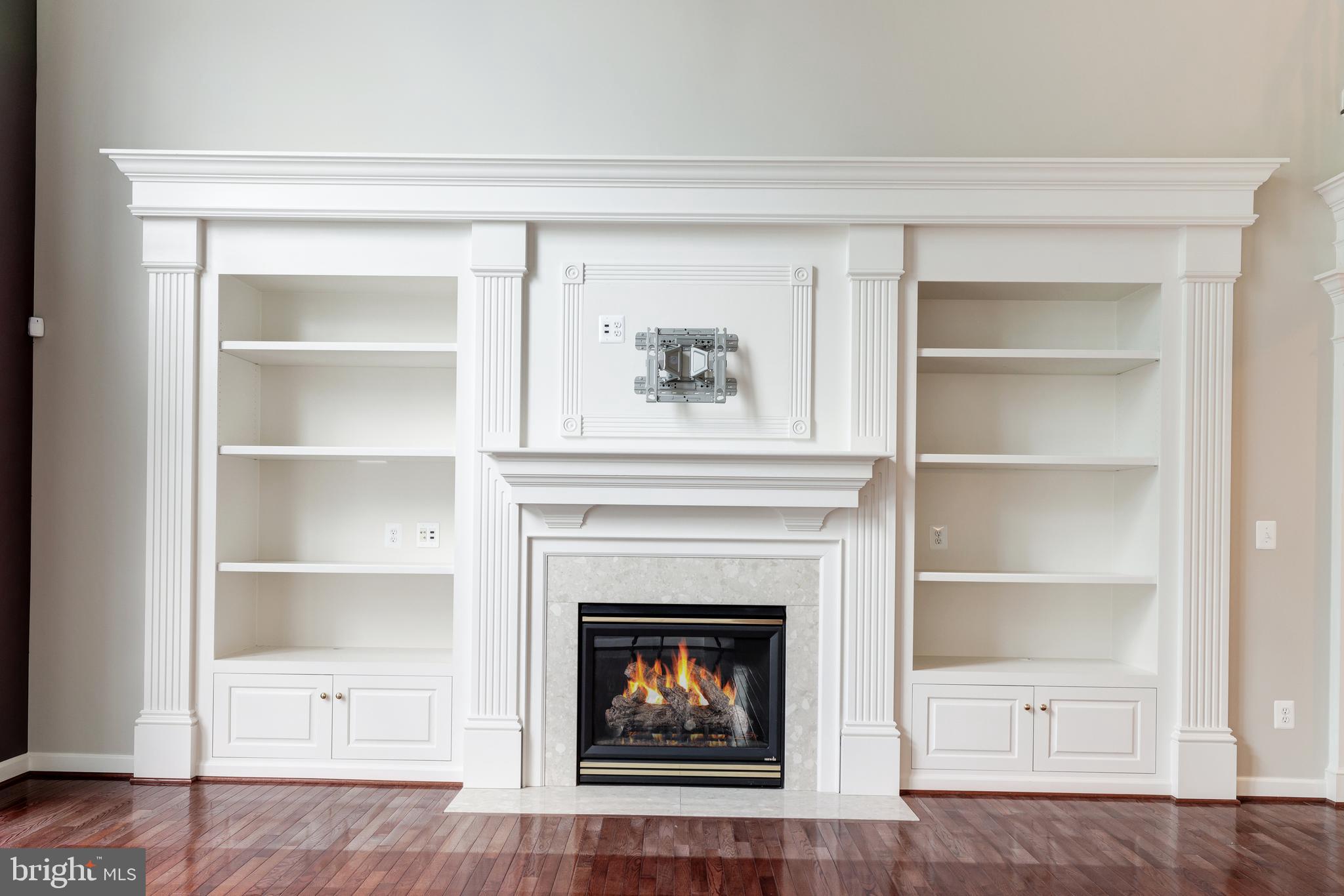 LANSDOWNE/COTON COMMONS - Residential