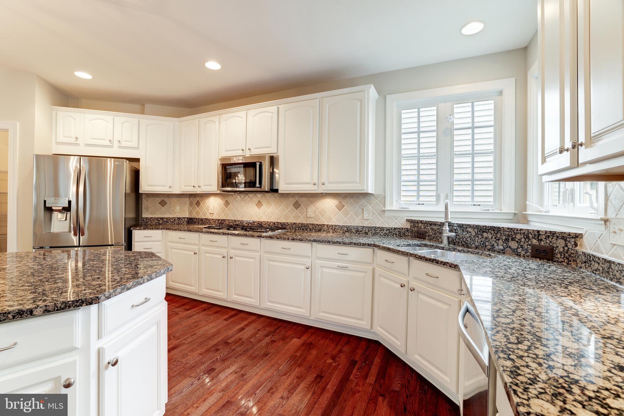 LANSDOWNE/COTON COMMONS - Residential