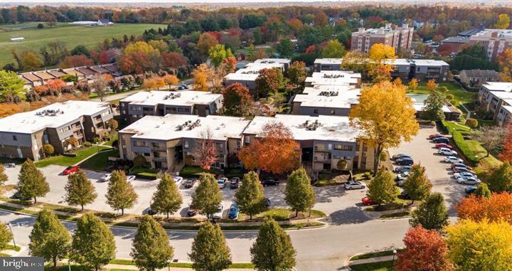 STEVENSON VILLAGE CONDO - Residential Lease