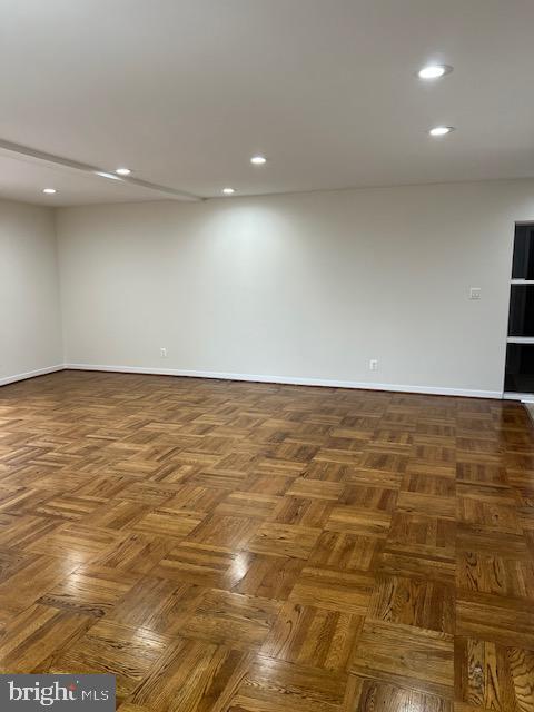 STEVENSON VILLAGE CONDO - Residential Lease