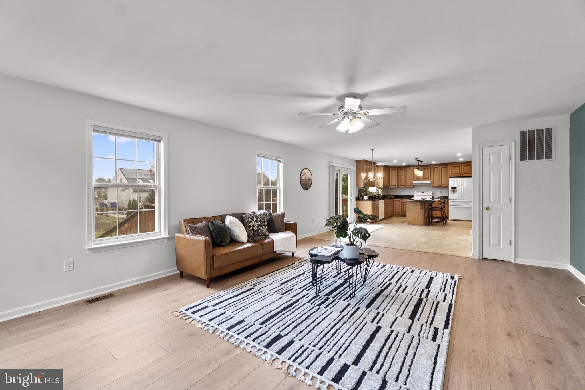 NORTH CROSSING - Residential