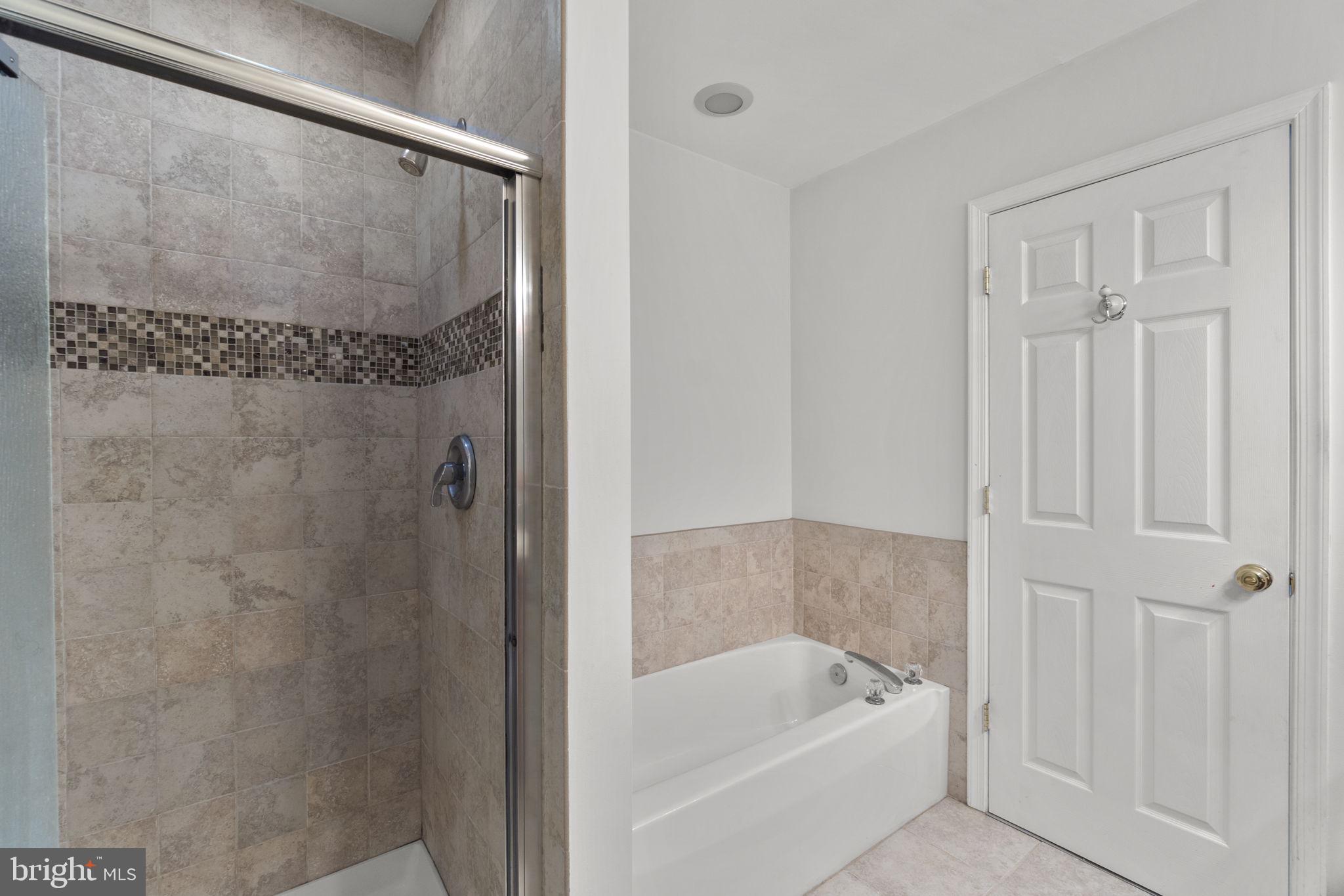 NORTH CROSSING - Residential