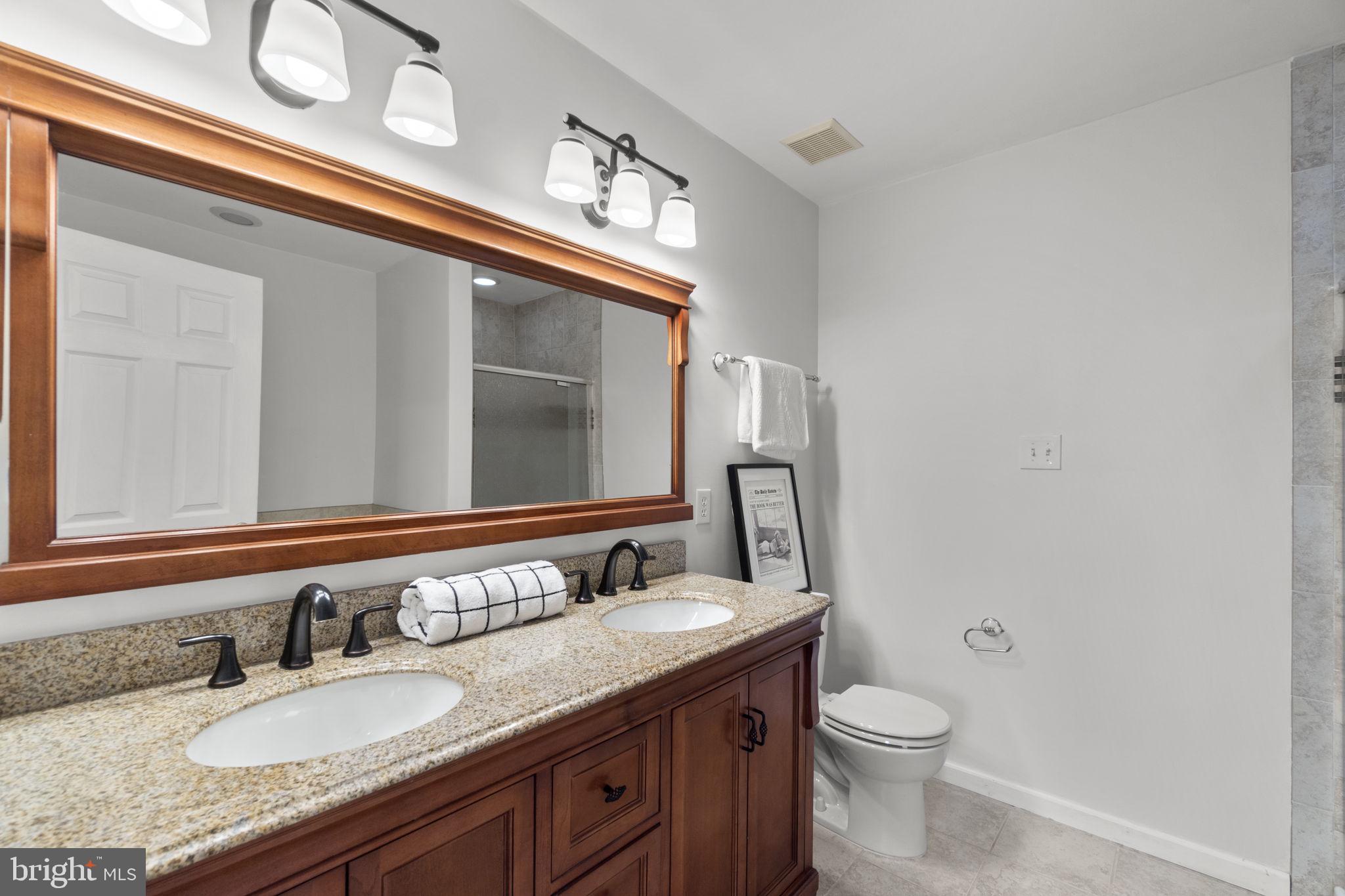 NORTH CROSSING - Residential