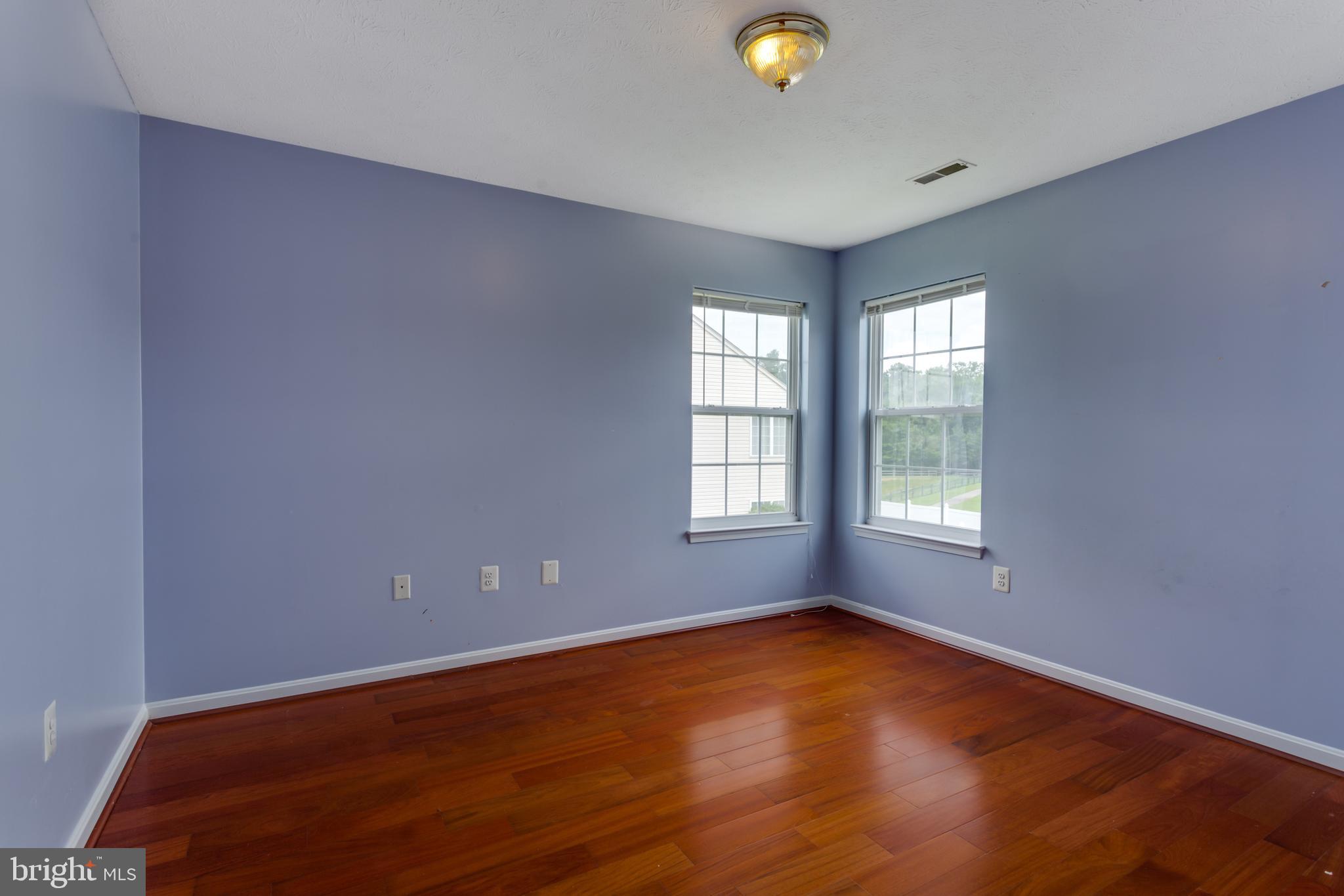 WINDSOR MILL SUB - Residential Lease