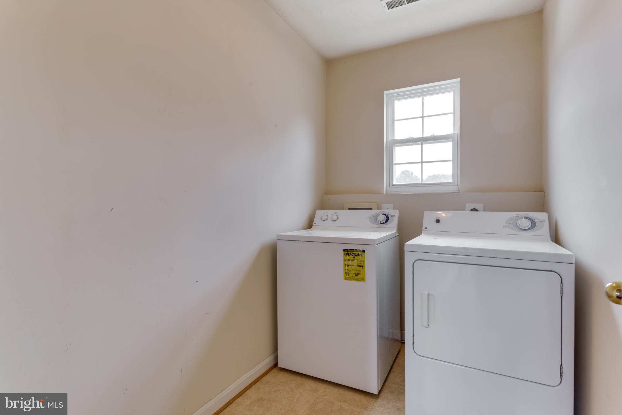 WINDSOR MILL SUB - Residential Lease