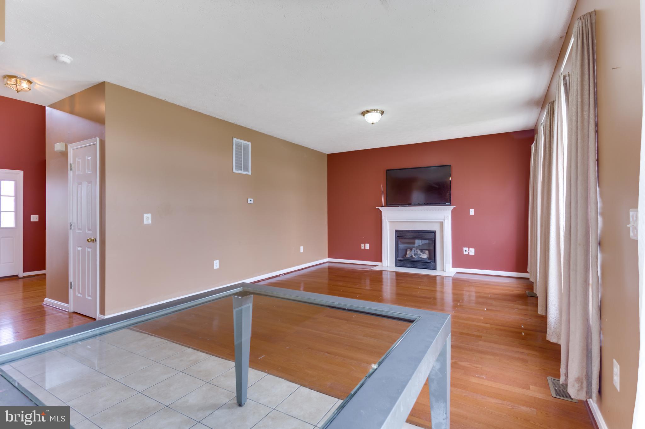 WINDSOR MILL SUB - Residential Lease