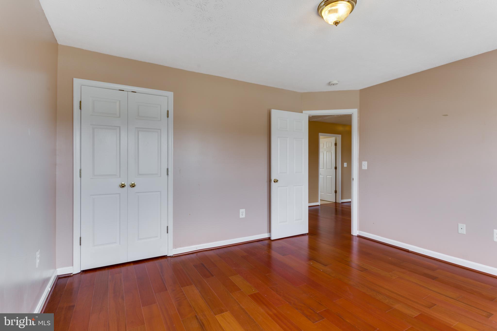 WINDSOR MILL SUB - Residential Lease