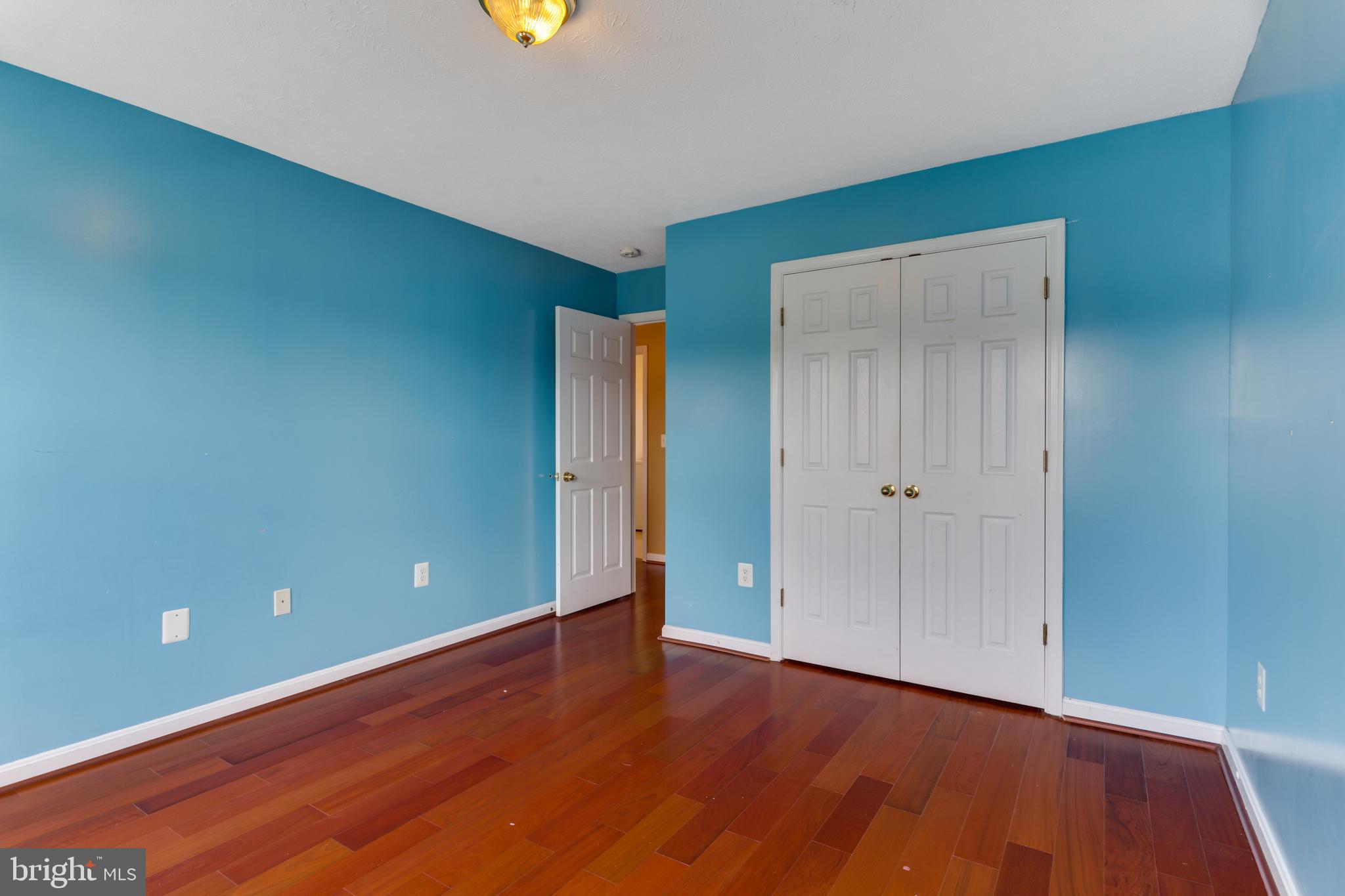 WINDSOR MILL SUB - Residential Lease