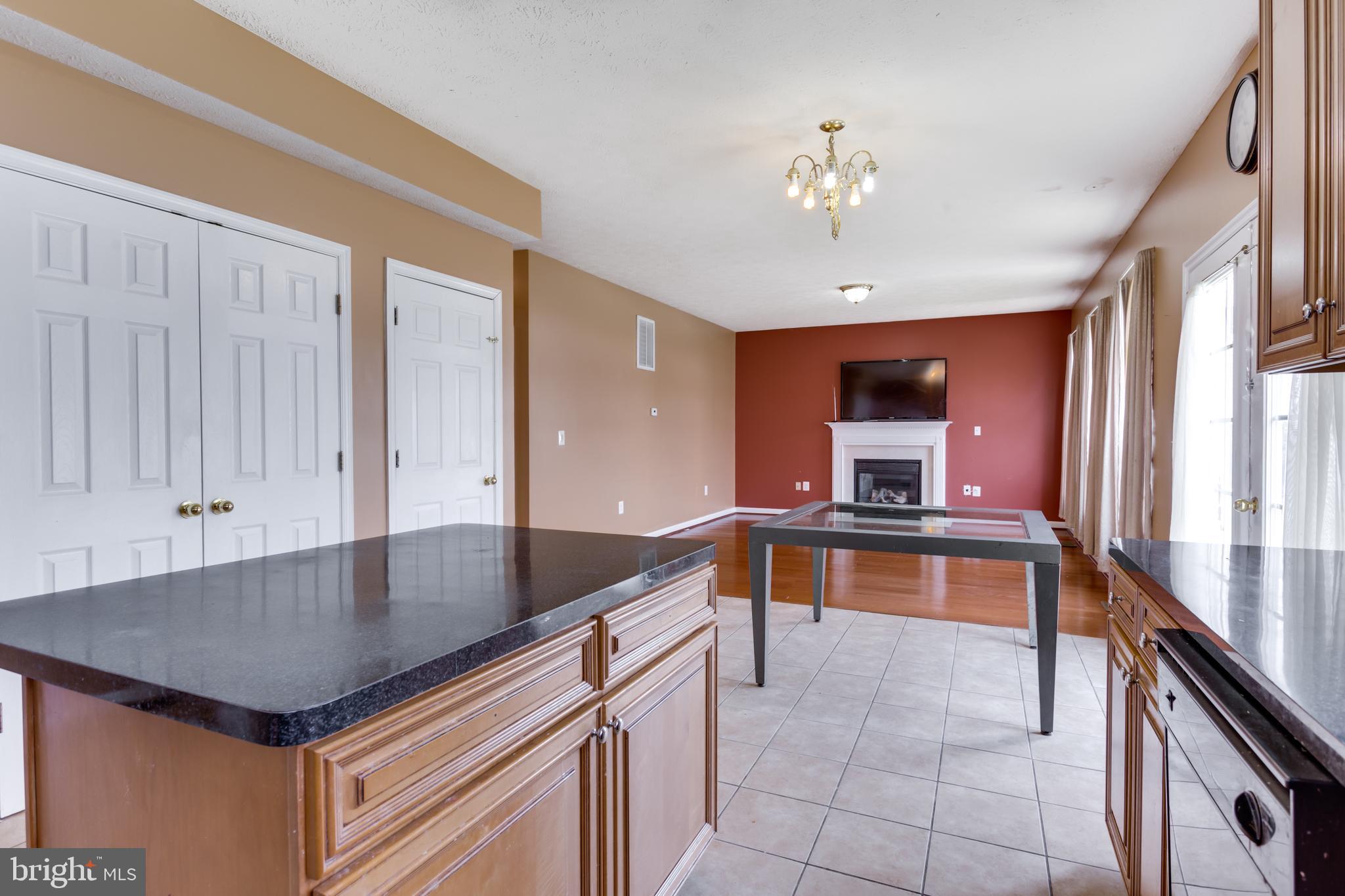 WINDSOR MILL SUB - Residential Lease