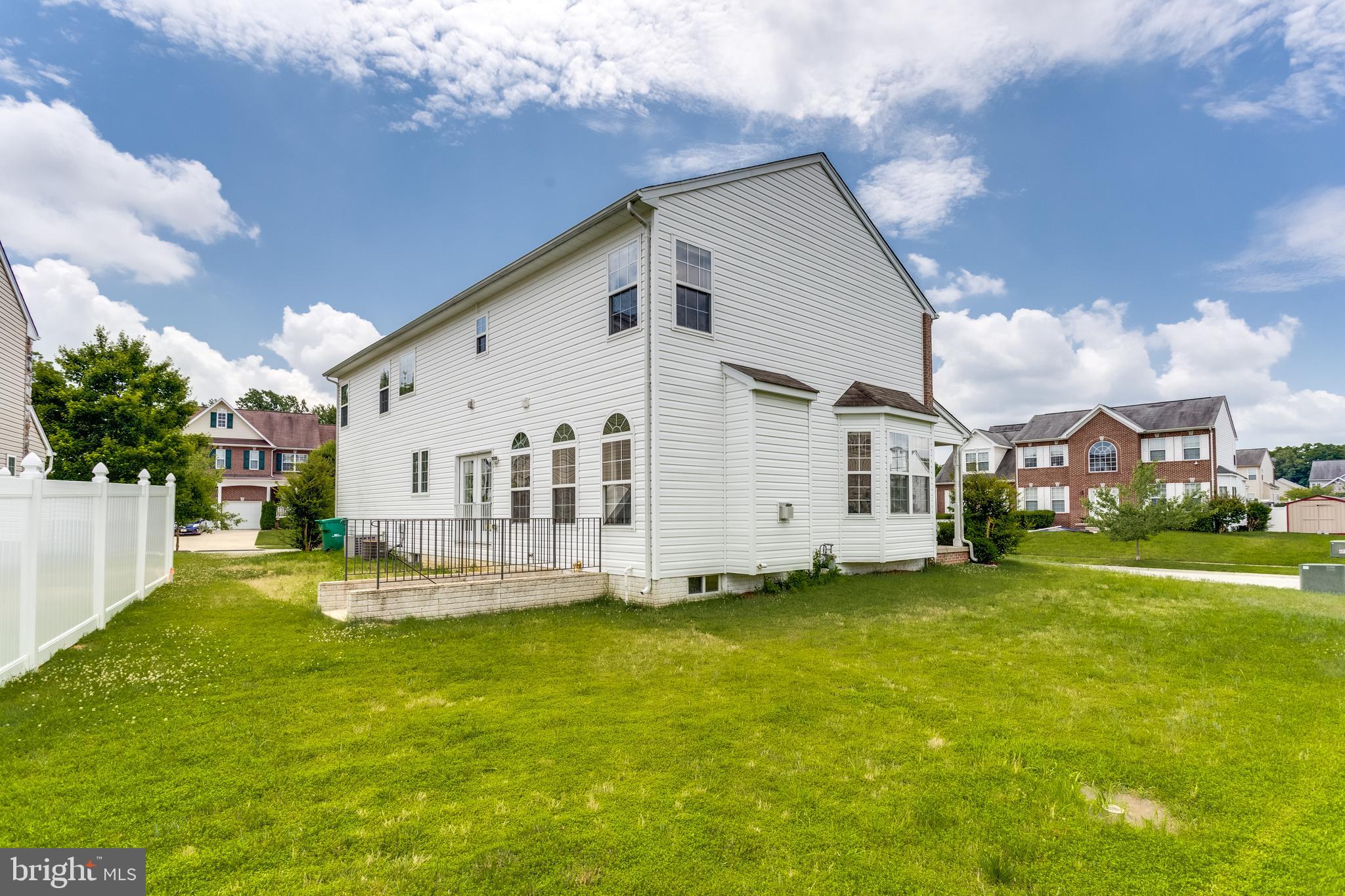 WINDSOR MILL SUB - Residential Lease