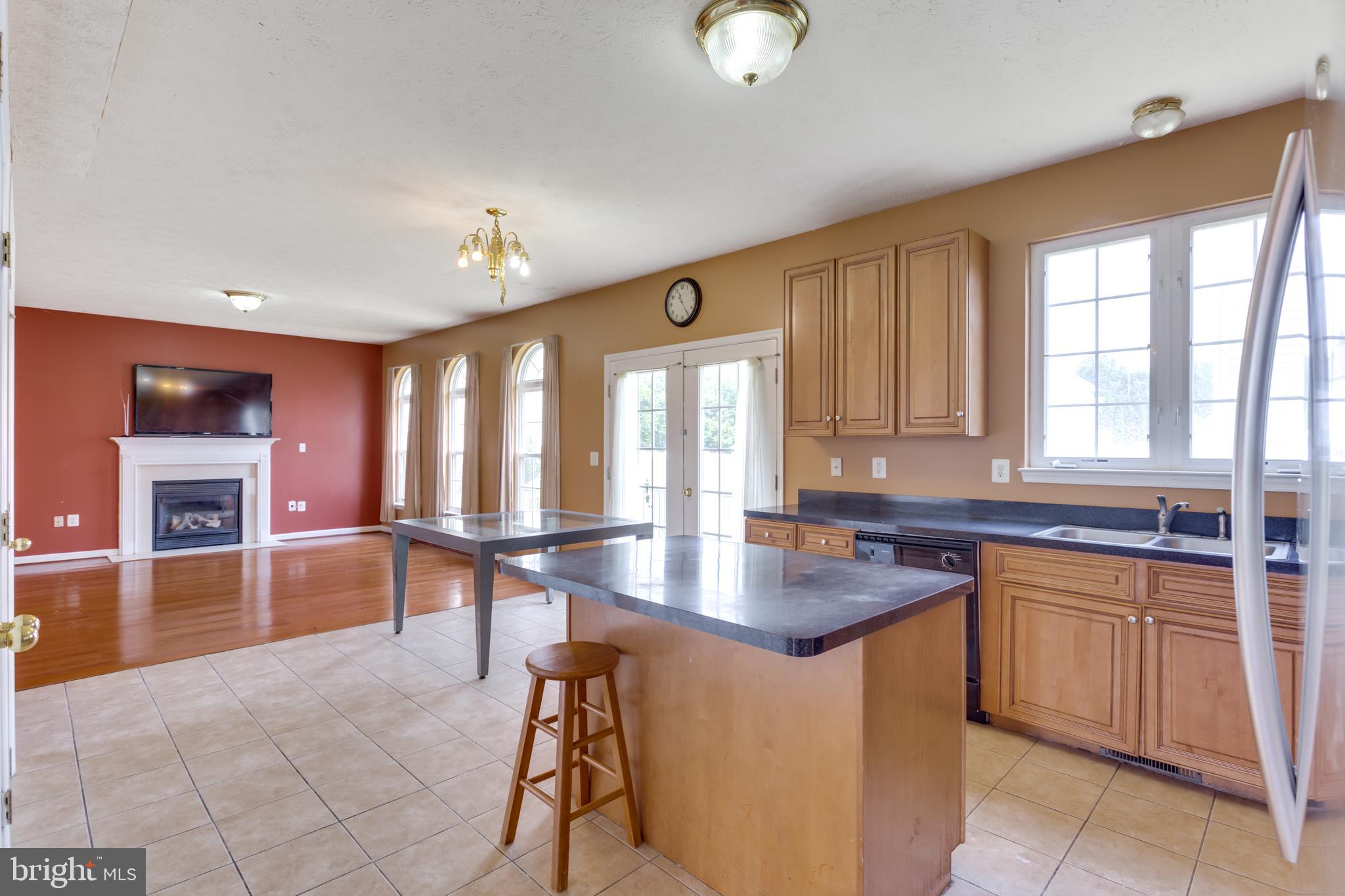 WINDSOR MILL SUB - Residential Lease