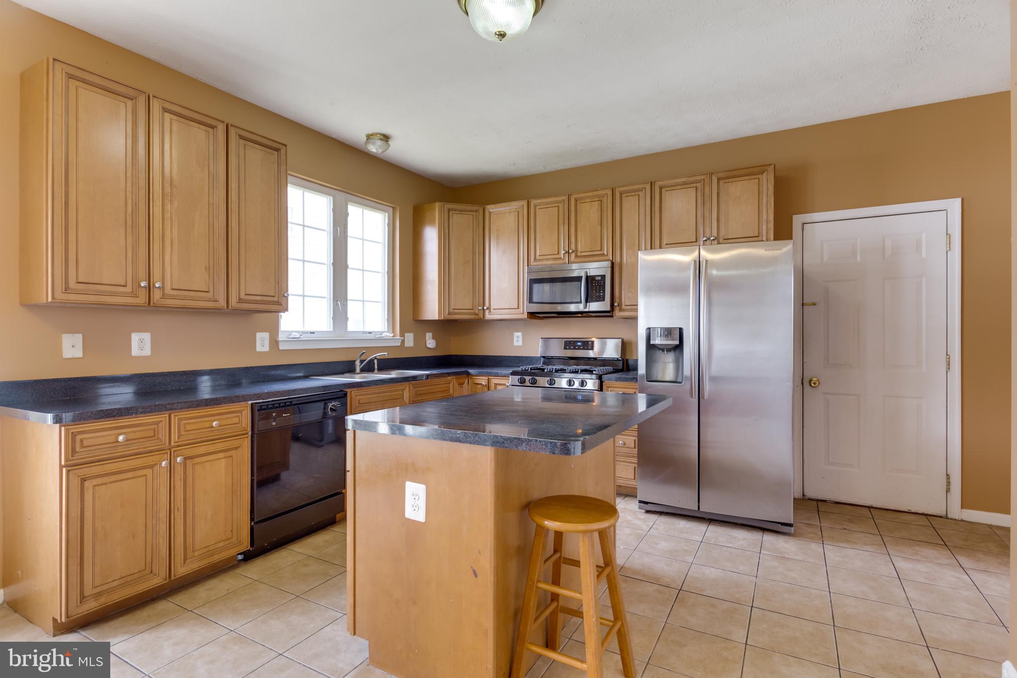 WINDSOR MILL SUB - Residential Lease