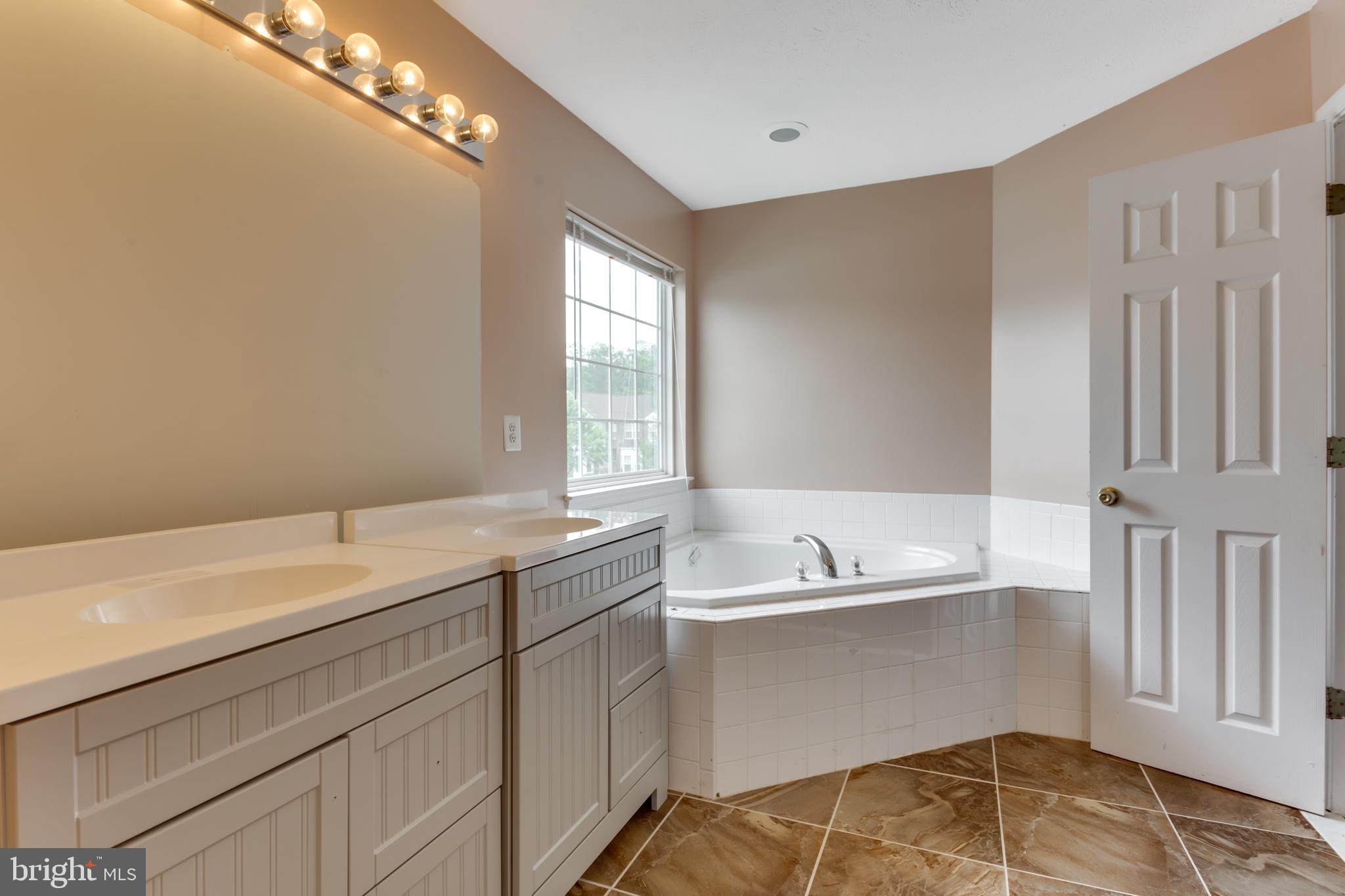 WINDSOR MILL SUB - Residential Lease