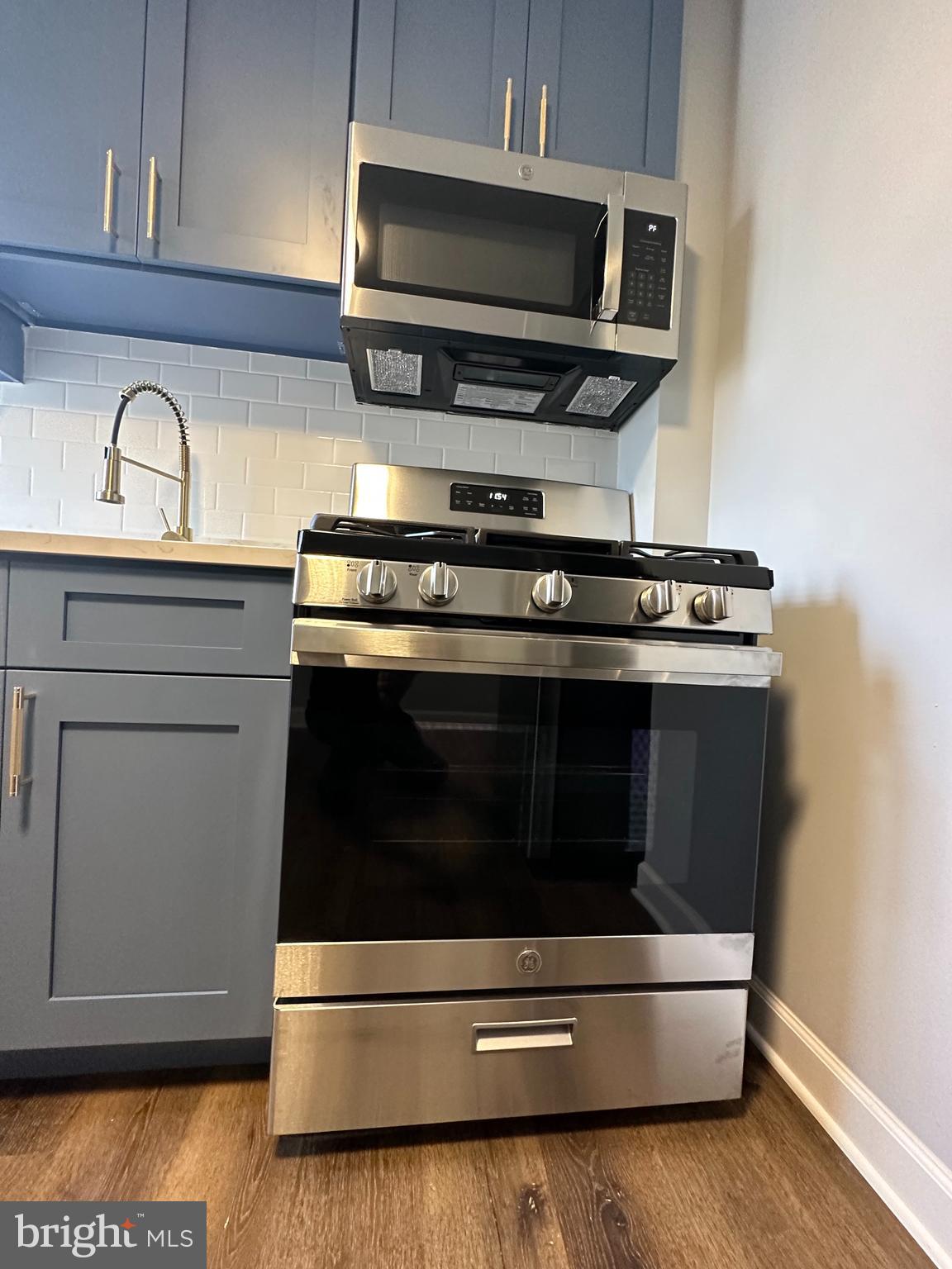 CHERRY HILL - Residential