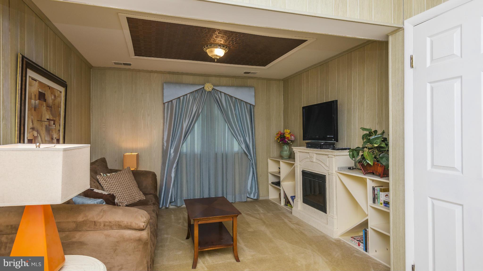 THUNDER HILL - Residential