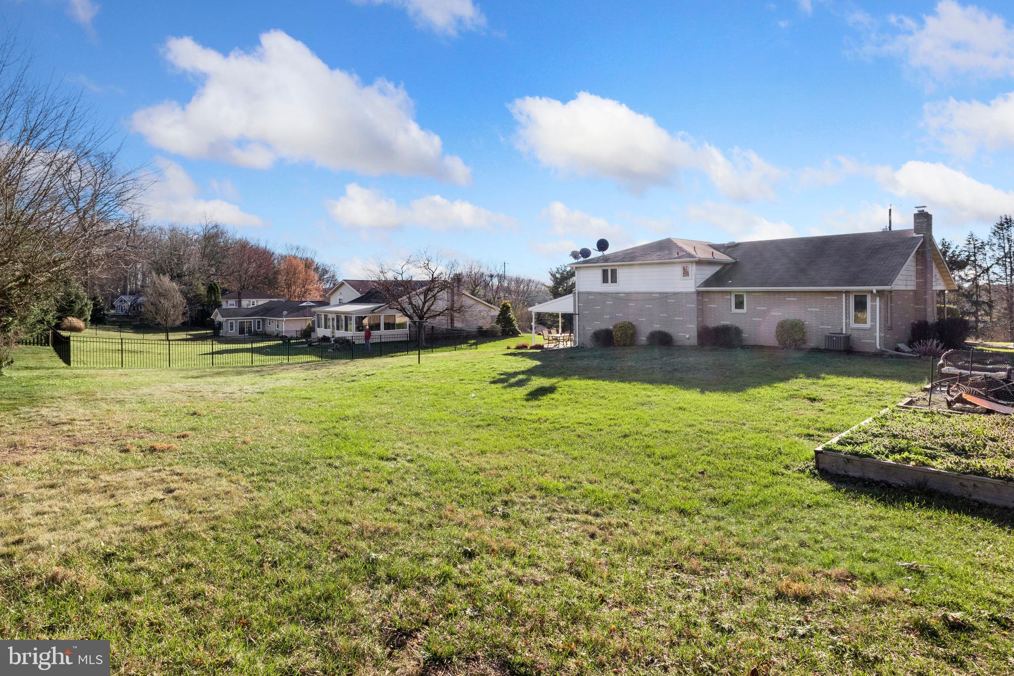 STARVIEW HEIGHTS - Residential