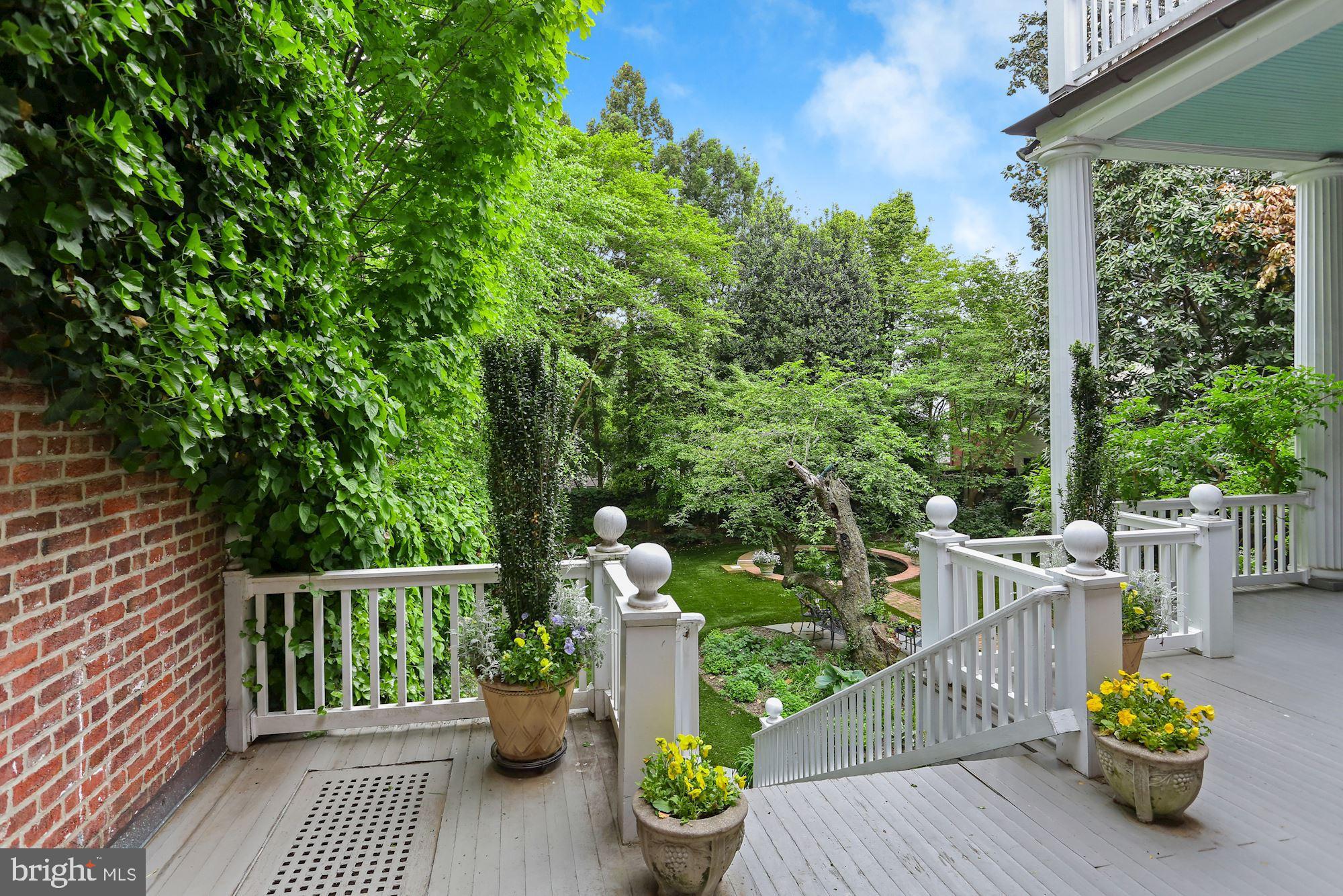 GEORGETOWN - Residential