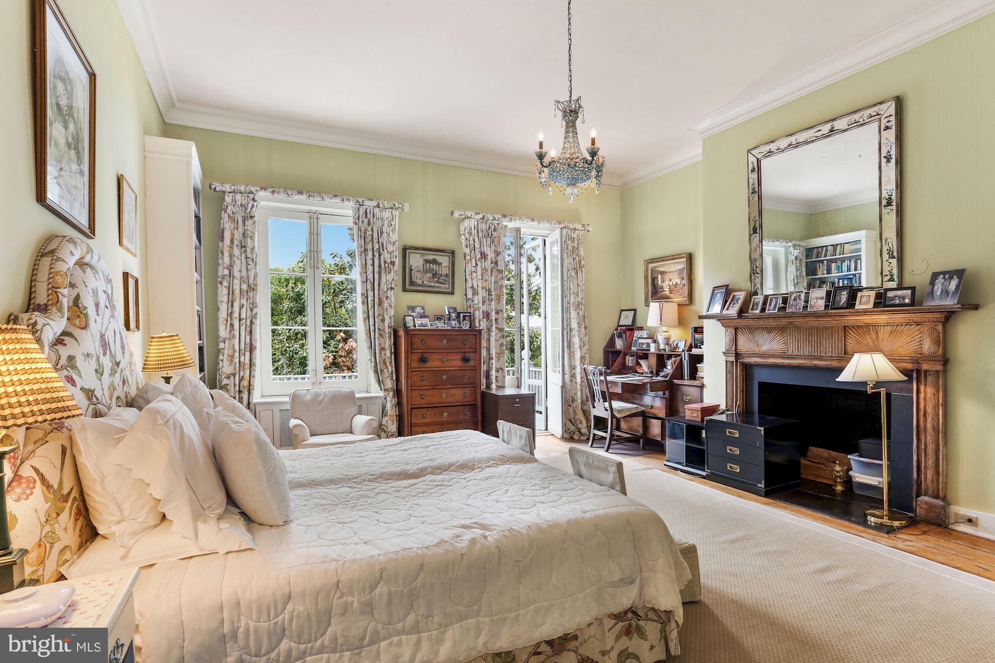 GEORGETOWN - Residential