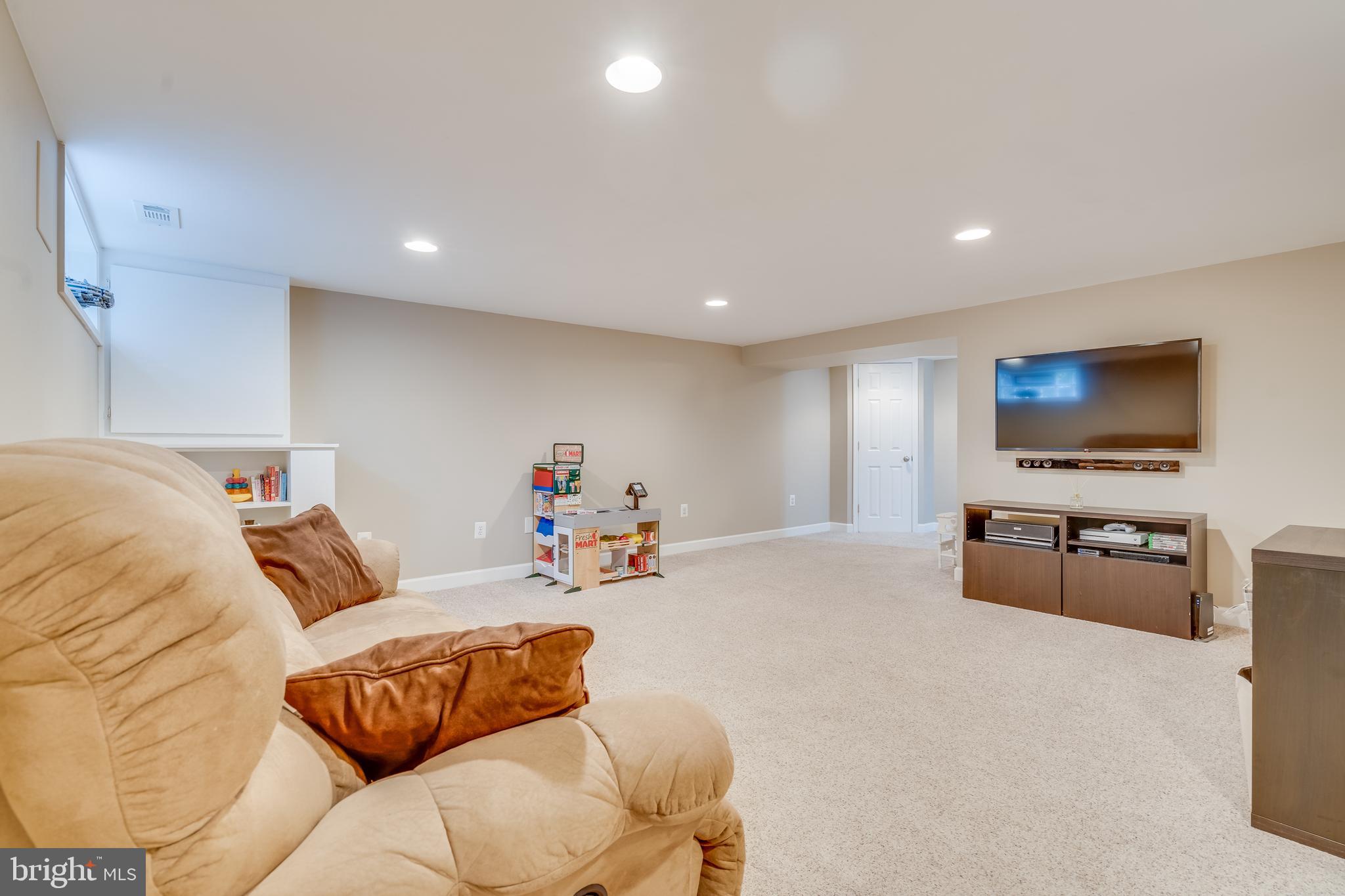 LOCH RAVEN VILLAGE - Residential