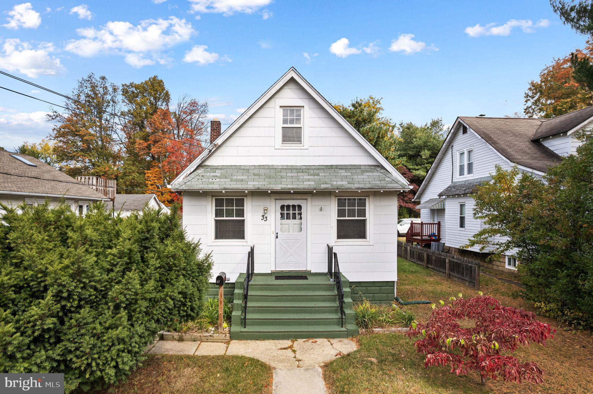 33 E GLOUCESTER PIKE