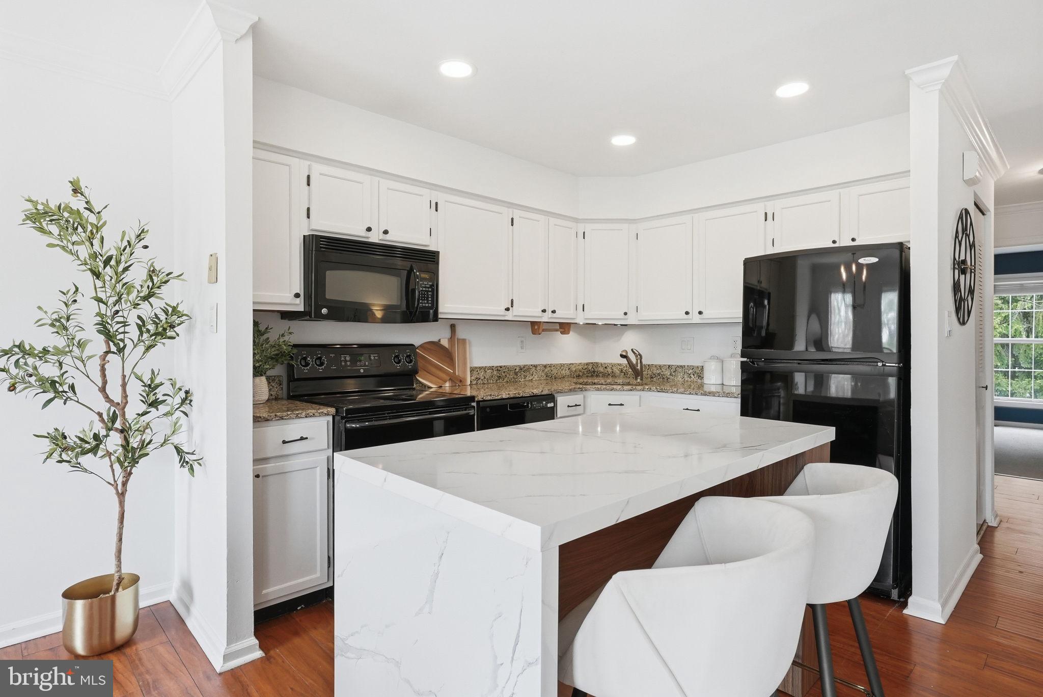 EXTON STATION - Residential