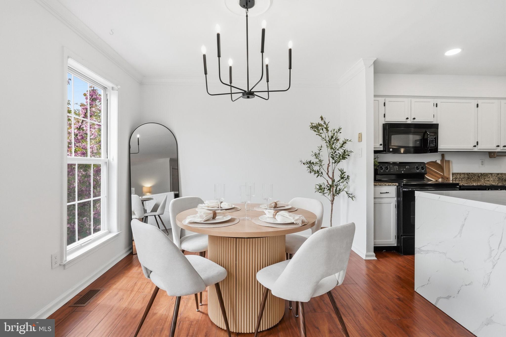 EXTON STATION - Residential