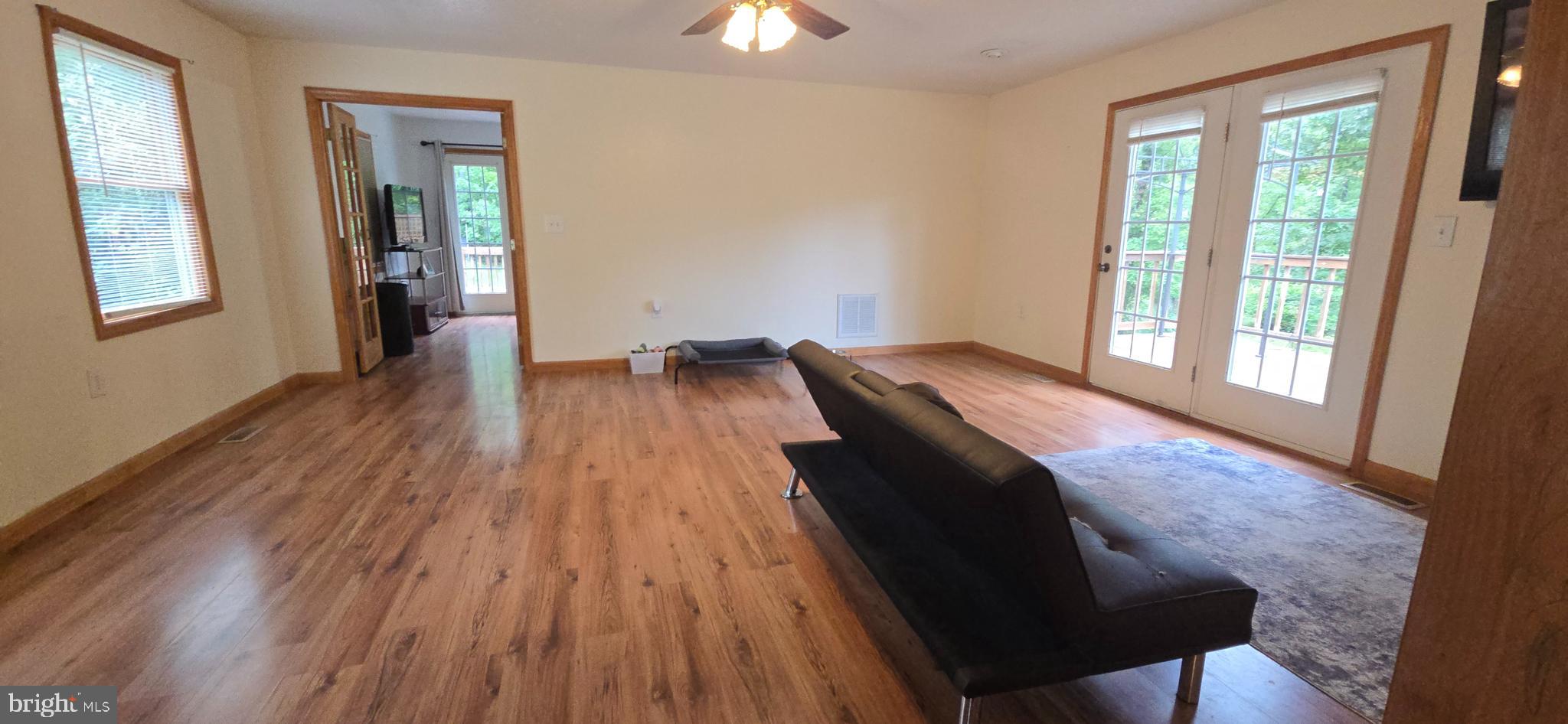 HIGHVIEW - Residential