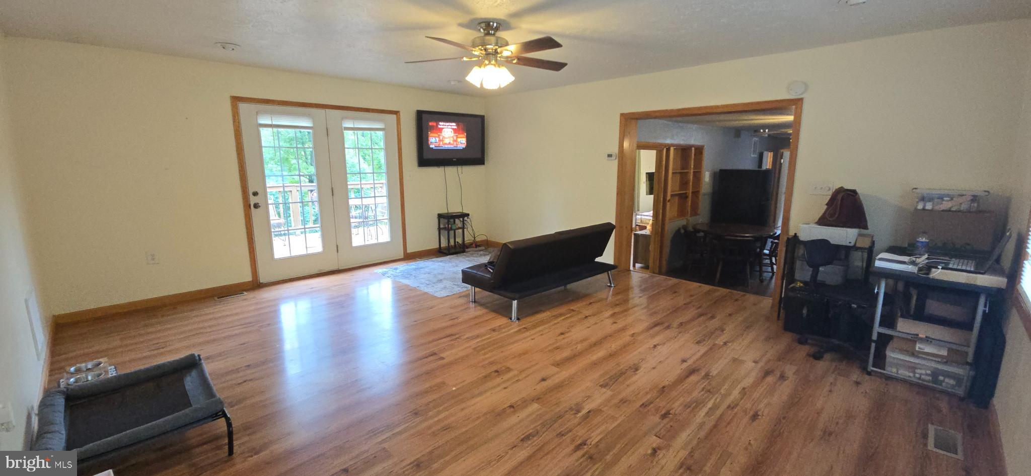 HIGHVIEW - Residential