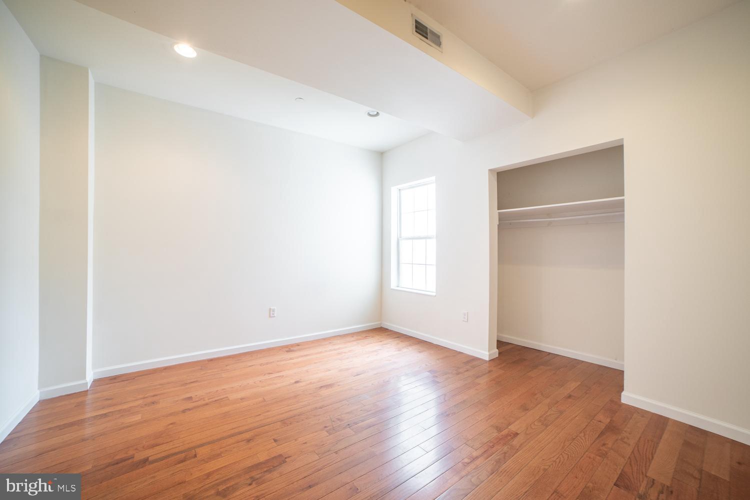 TEMPLE UNIVERSITY - Residential Lease