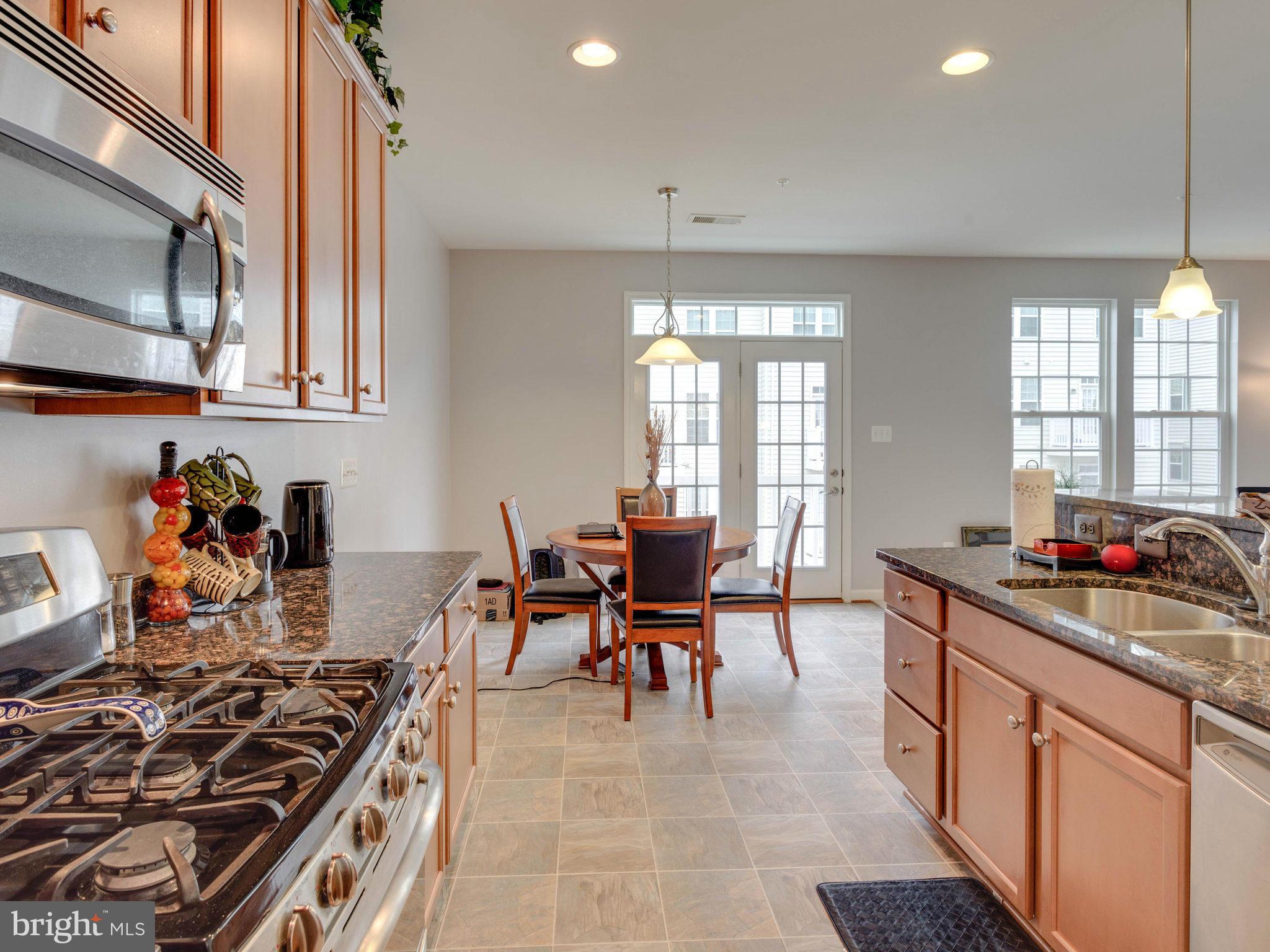 POTOMAC CLUB - Residential Lease