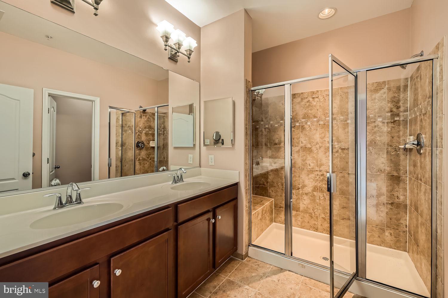 EMERSON - Residential