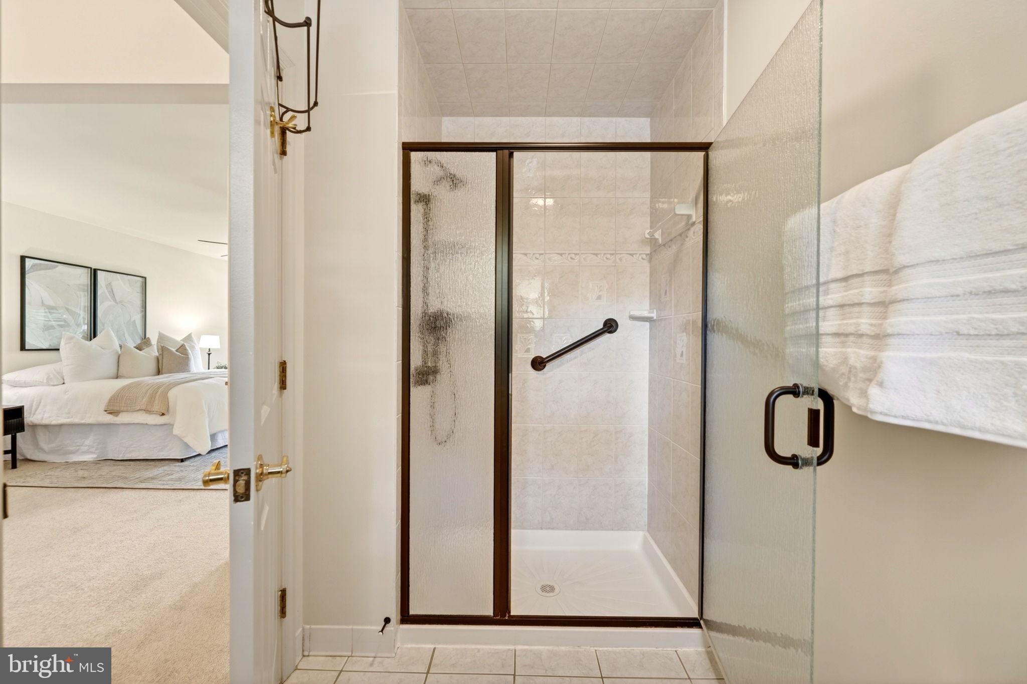 GREEN GLADE WOODS - Residential