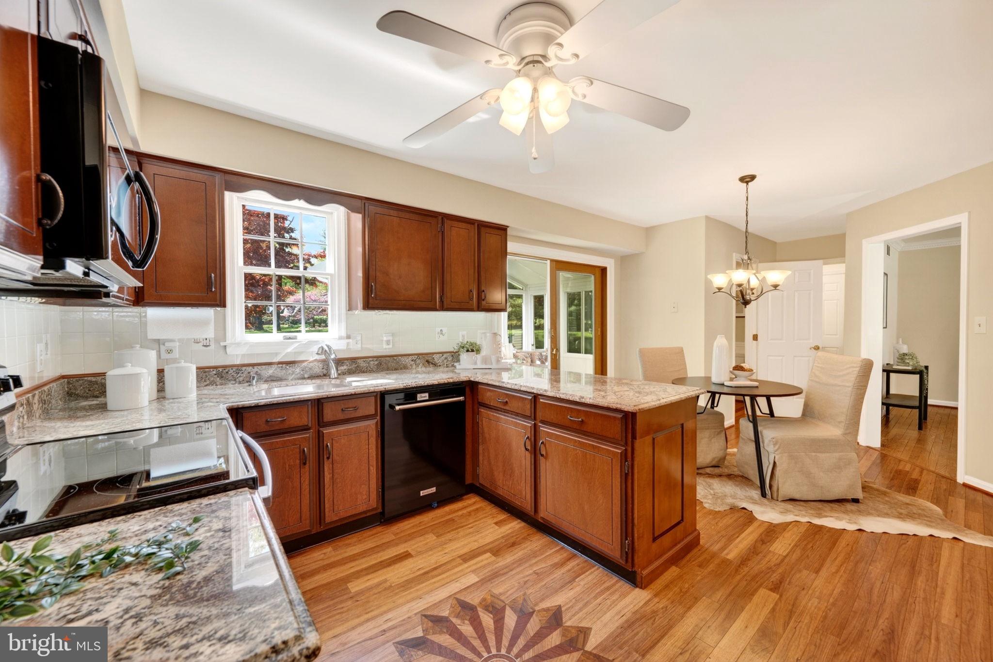 GREEN GLADE WOODS - Residential