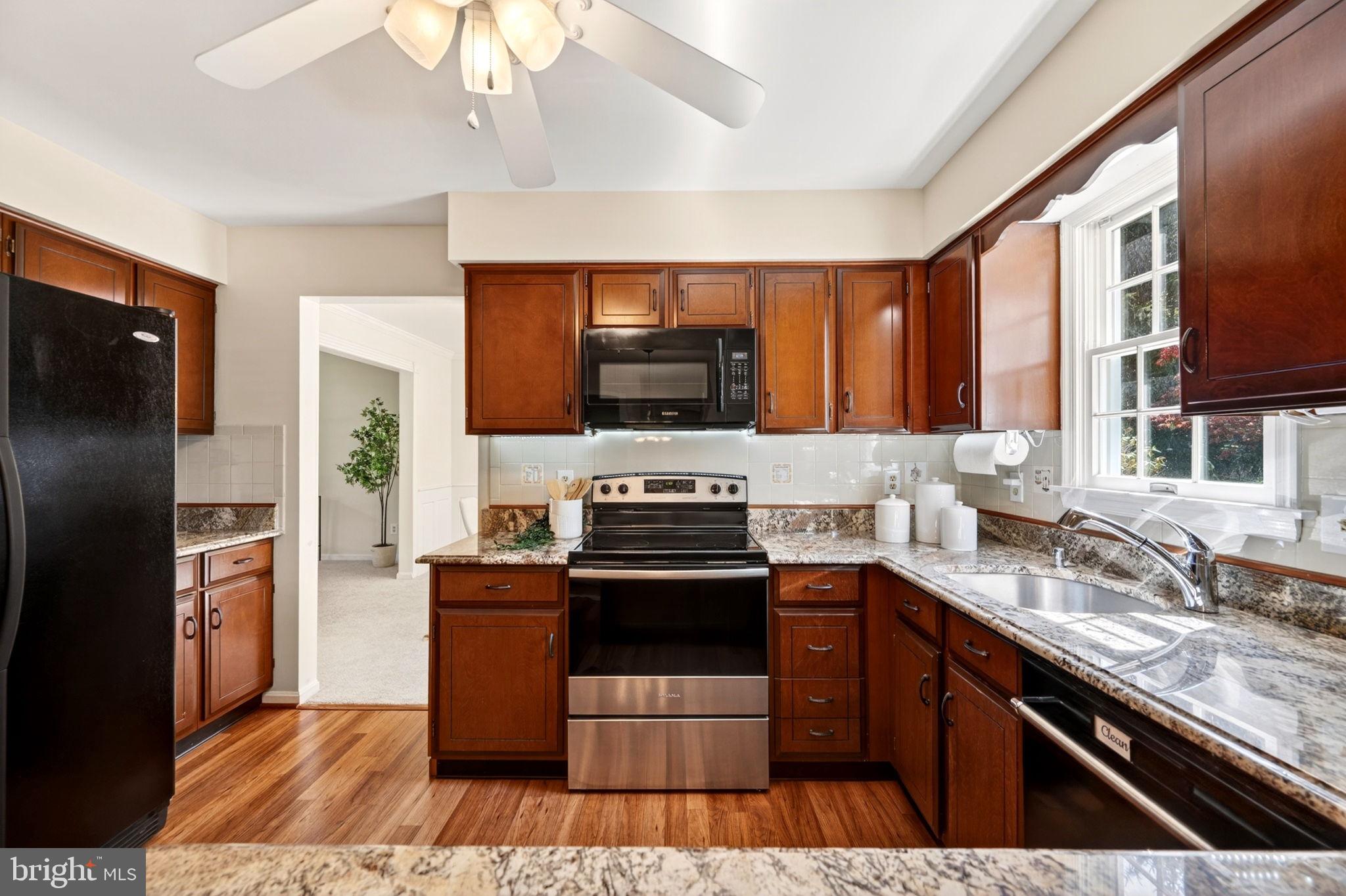 GREEN GLADE WOODS - Residential