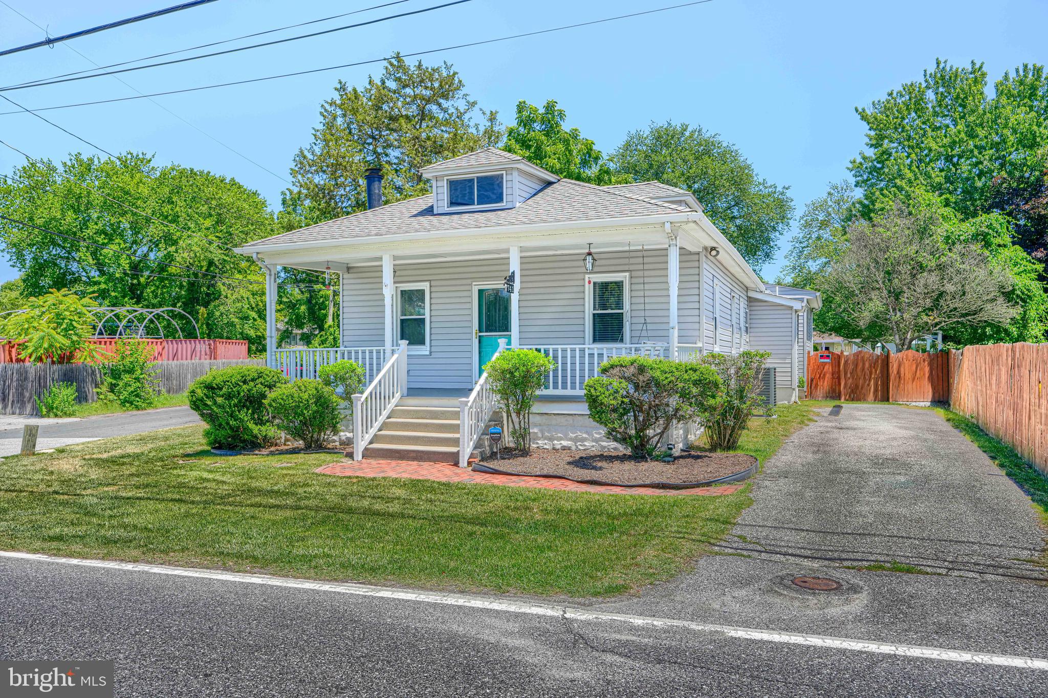 7741 OUTING AVENUE