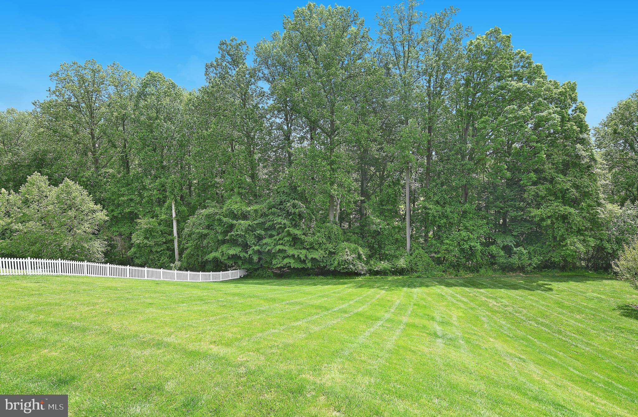 FOREST LAKES - Residential Lease