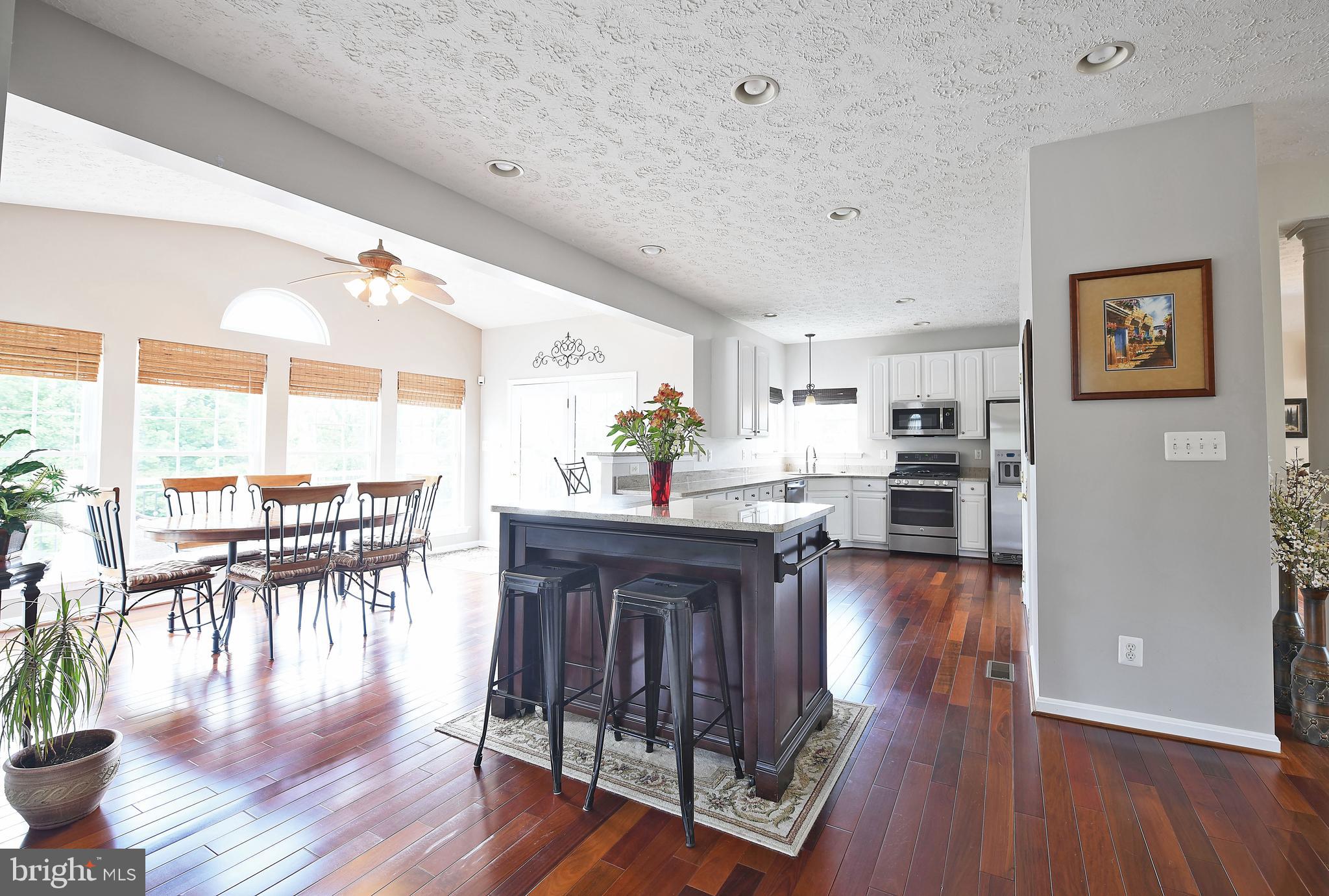 FOREST LAKES - Residential Lease