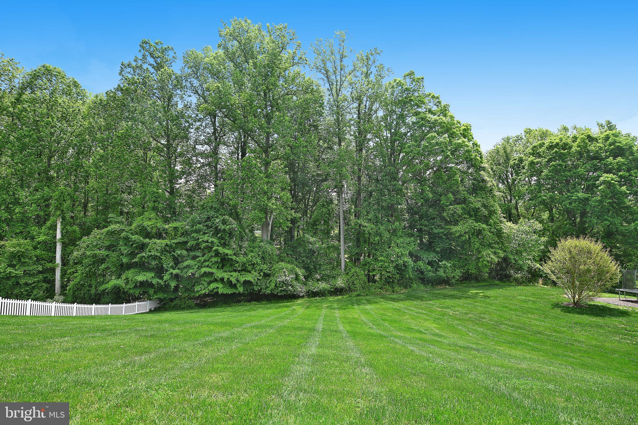 FOREST LAKES - Residential Lease