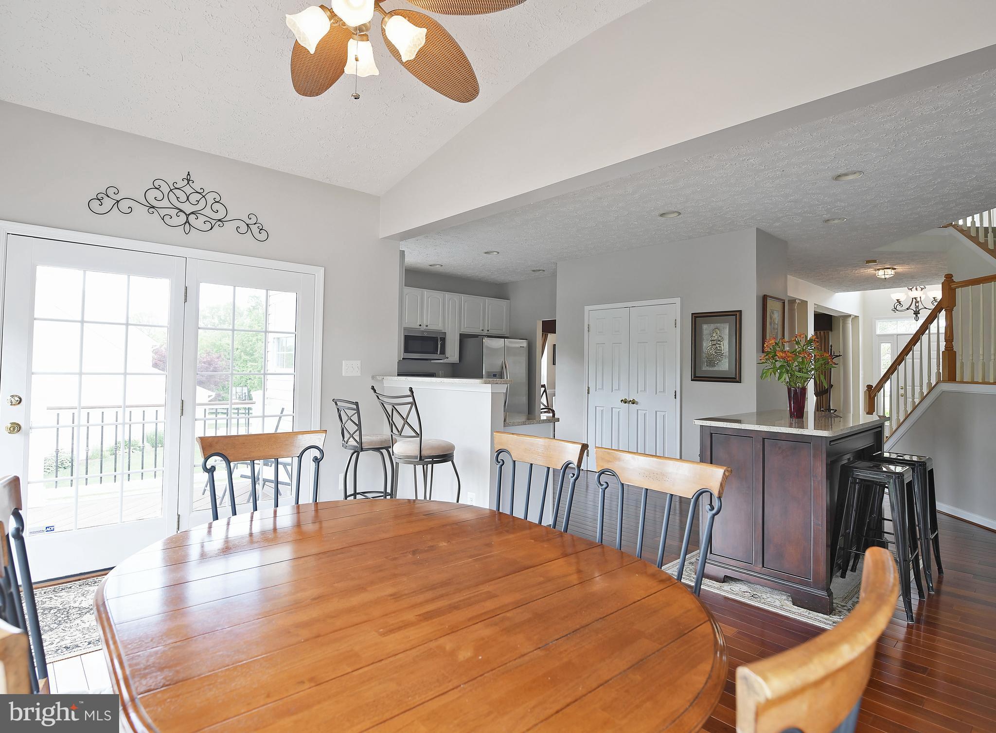 FOREST LAKES - Residential Lease