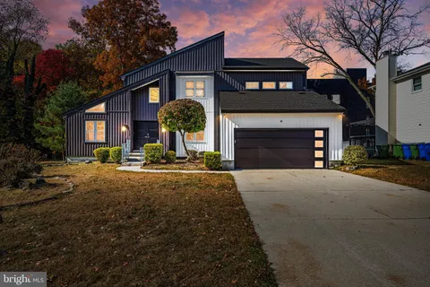 6 Aaron Court, Cherry Hill, NJ MLS: NJCD2090994