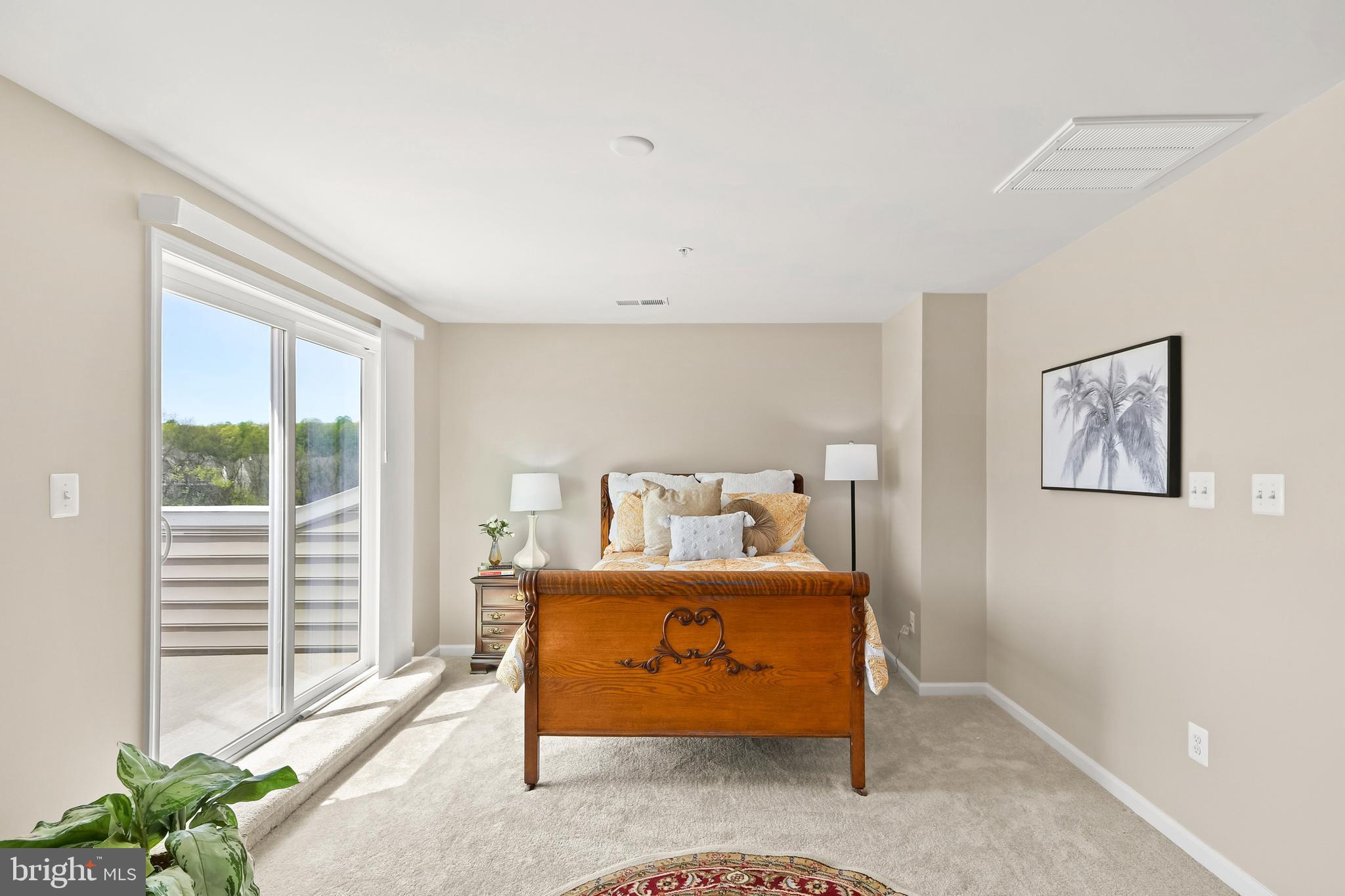 LANDSDALE - Residential