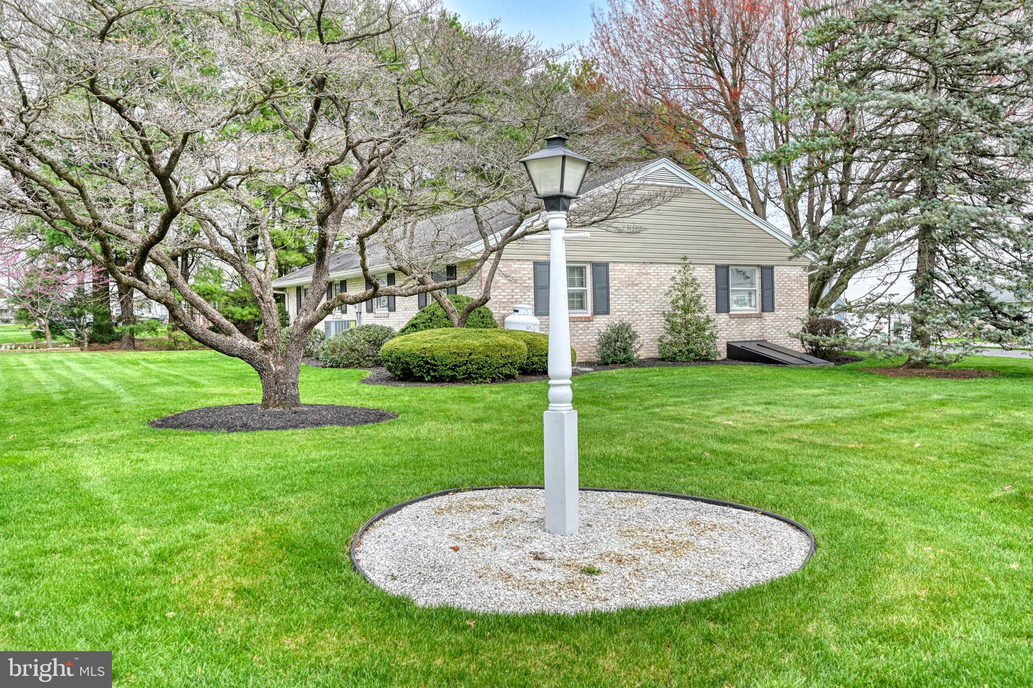 LYNNCREST - Residential