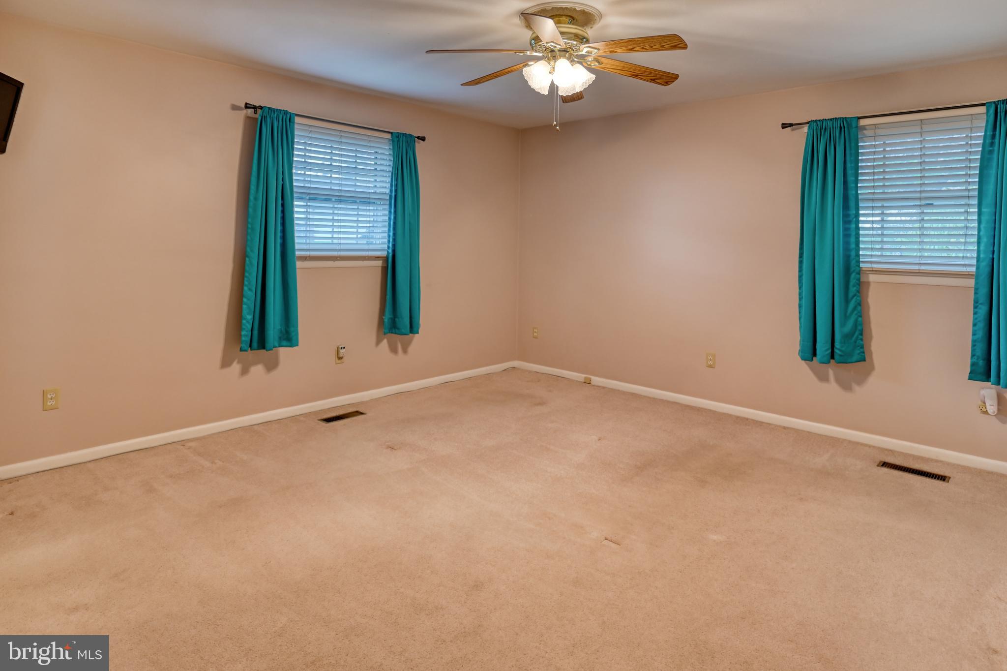 LYNNCREST - Residential