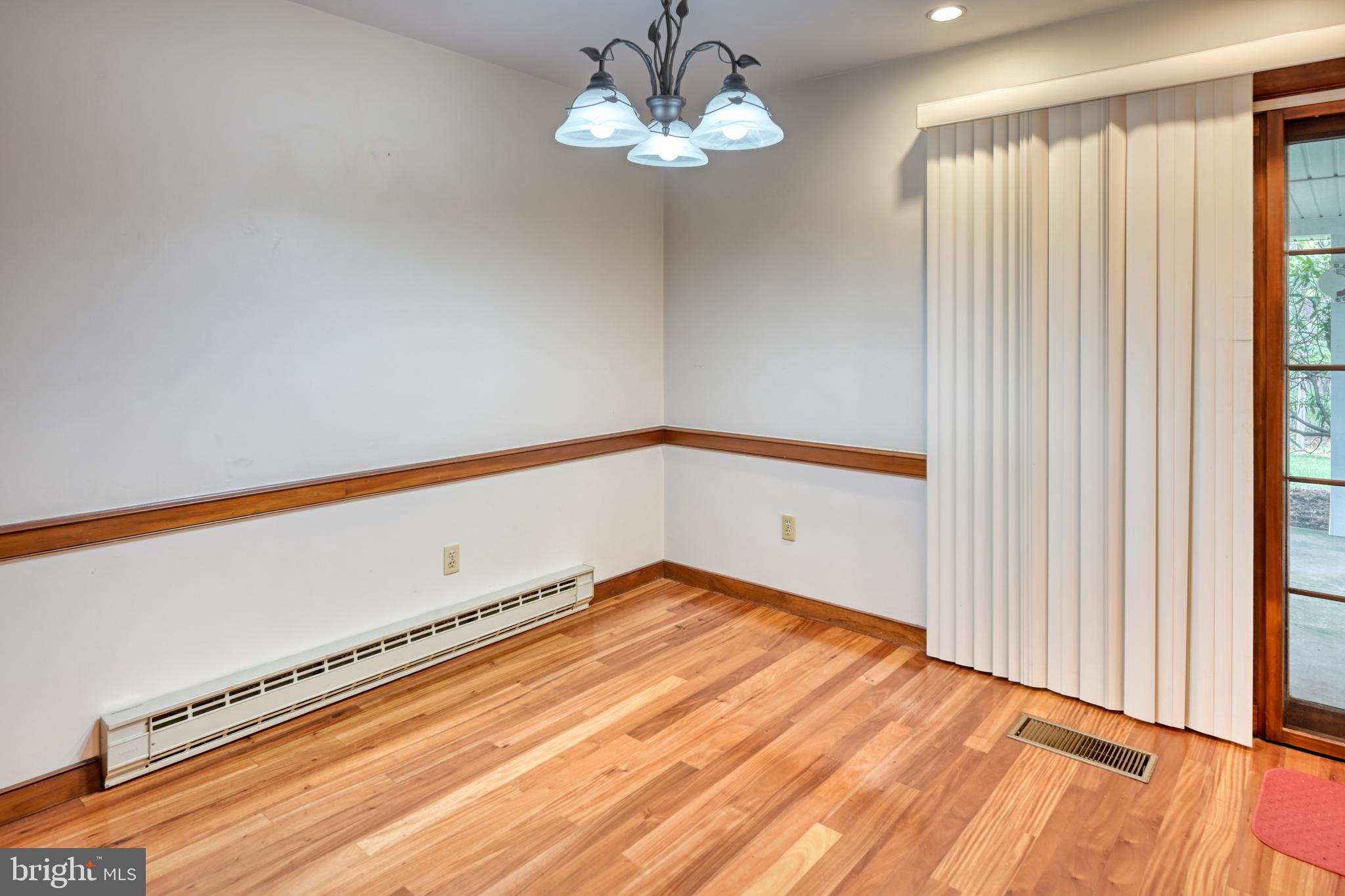 LYNNCREST - Residential