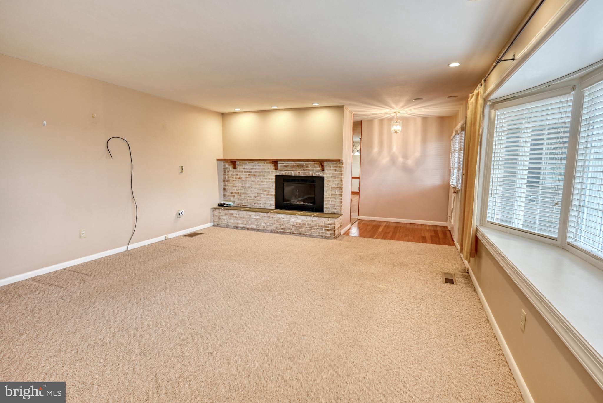 LYNNCREST - Residential