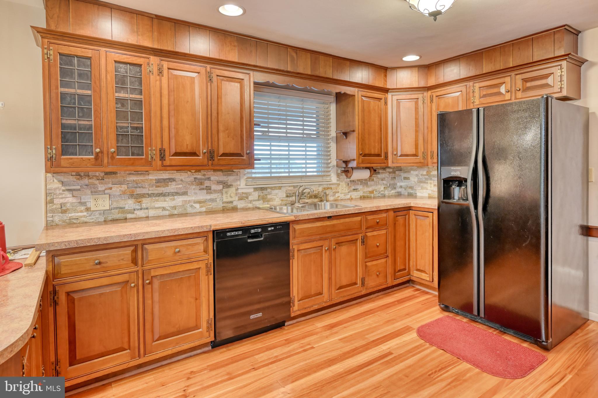 LYNNCREST - Residential