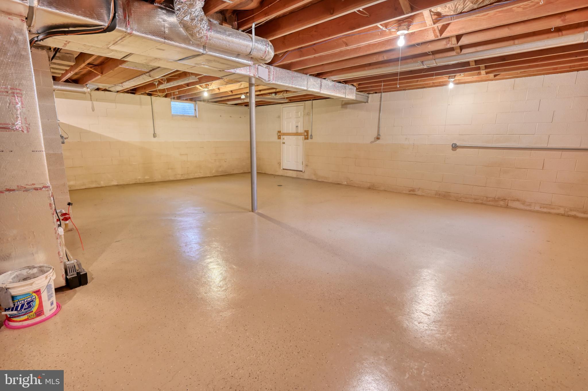 LYNNCREST - Residential