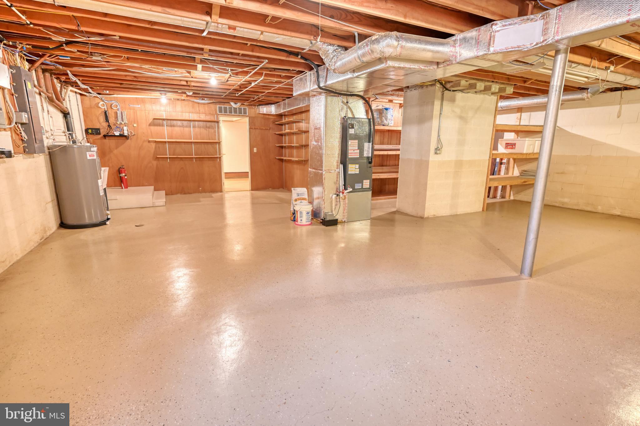 LYNNCREST - Residential